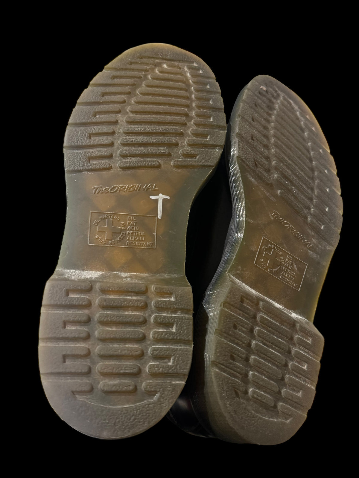 Dr. Martens brogues 43