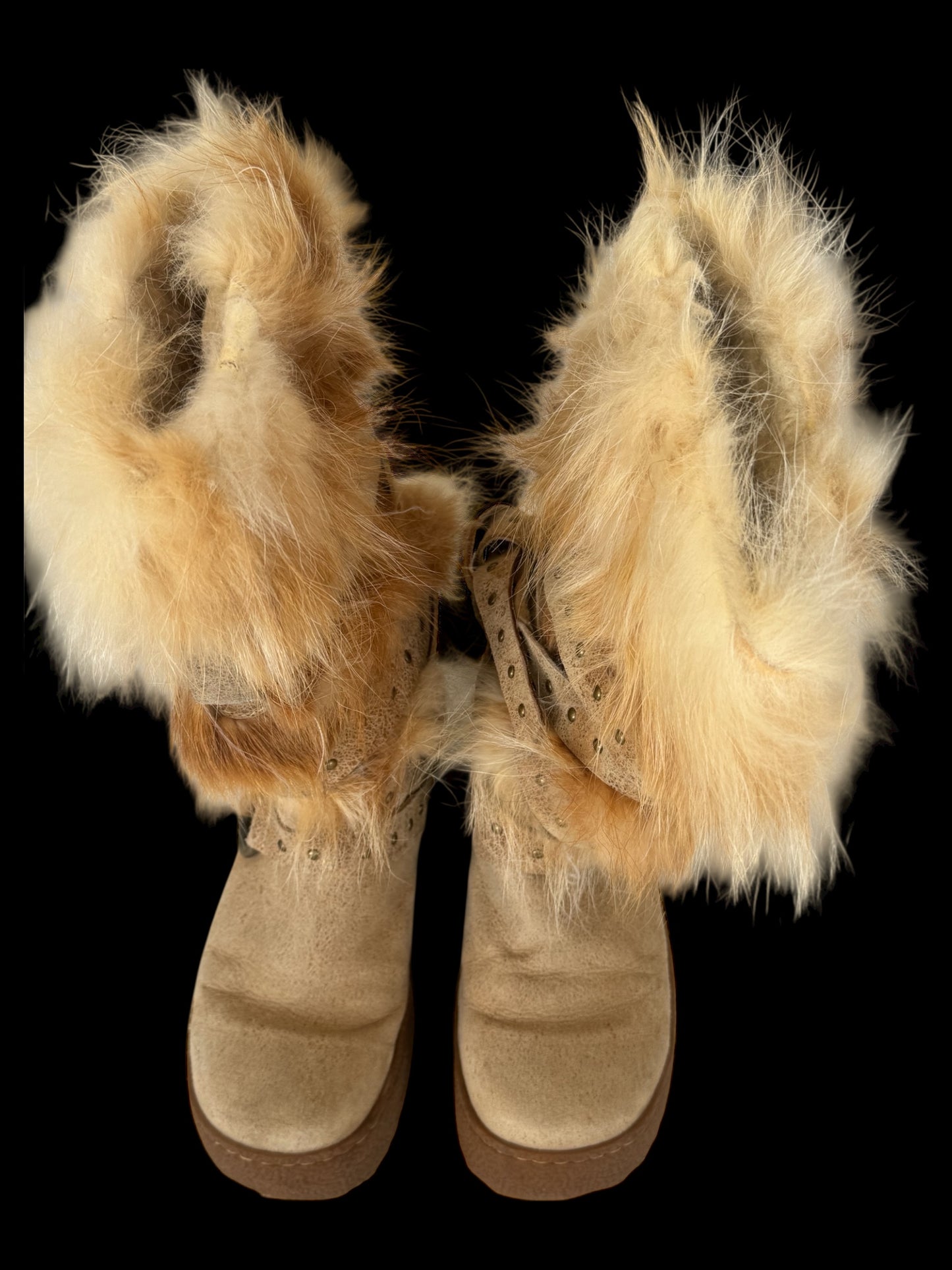 Fur boots